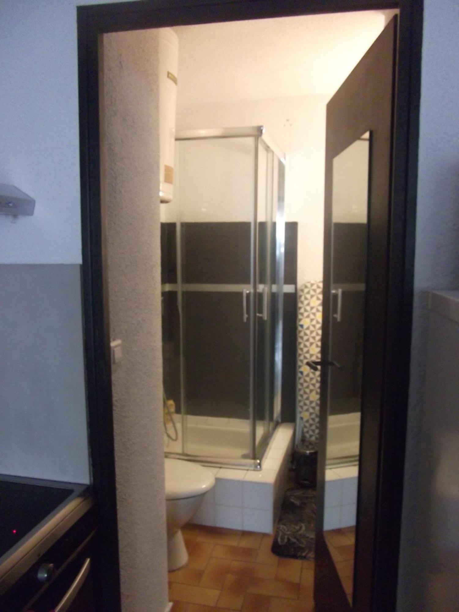 Studio Sur Le Port, Climatisation, Wifi, Piscine, Lave-Linge 그륏상 외부 사진